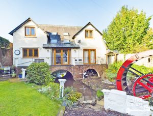 Rear- click for photo gallery